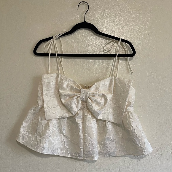 Ivory babydoll front bow crop top - Picture 4 of 6